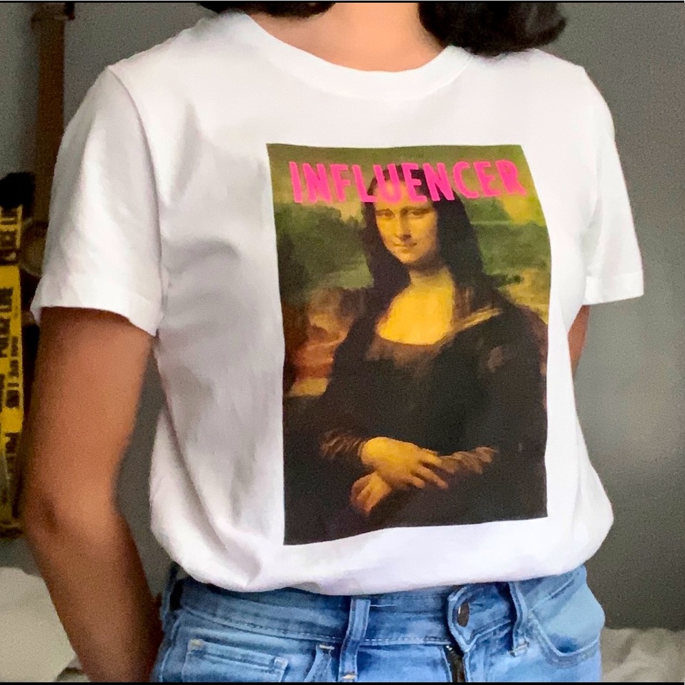 “Influencer” slogan Mona Lisa graphic T-shirt